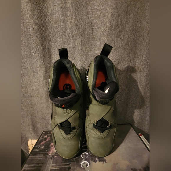 NIKE AIR Jordan 8 Retro "Take Flight Undefeated" GS Size 5.5 M / 7 W Jordan 8s - Picture 4 of 7